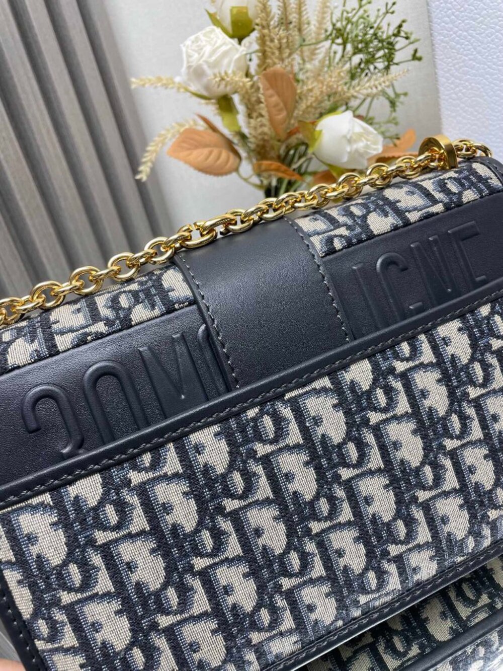 Dior 30 Montaigne East/West Navy Blue Oblique Bag Crossbody - Picture 5 of 8